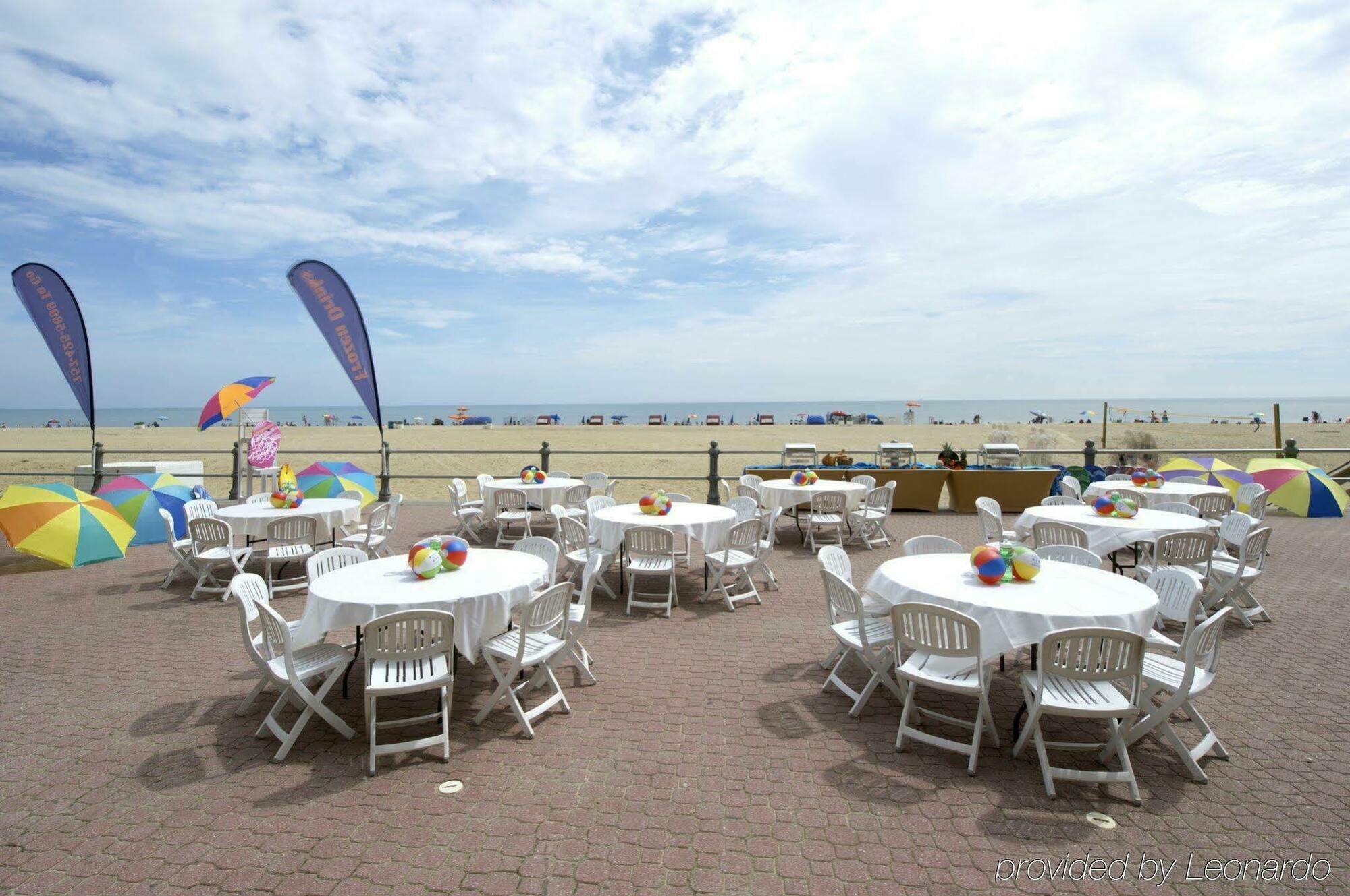 Wyndham Virginia Beach Oceanfront Hotel Exterior photo